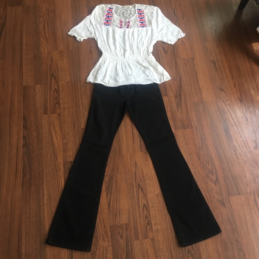 4/20 Liberty Love Embroidered Blouse